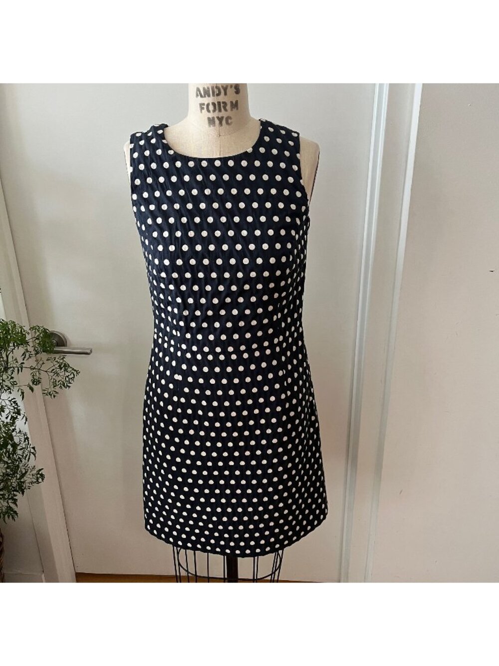 BROOKS BROTHERS Red Fleece. Navy and White Polka Dot Sheath Dress Size 6